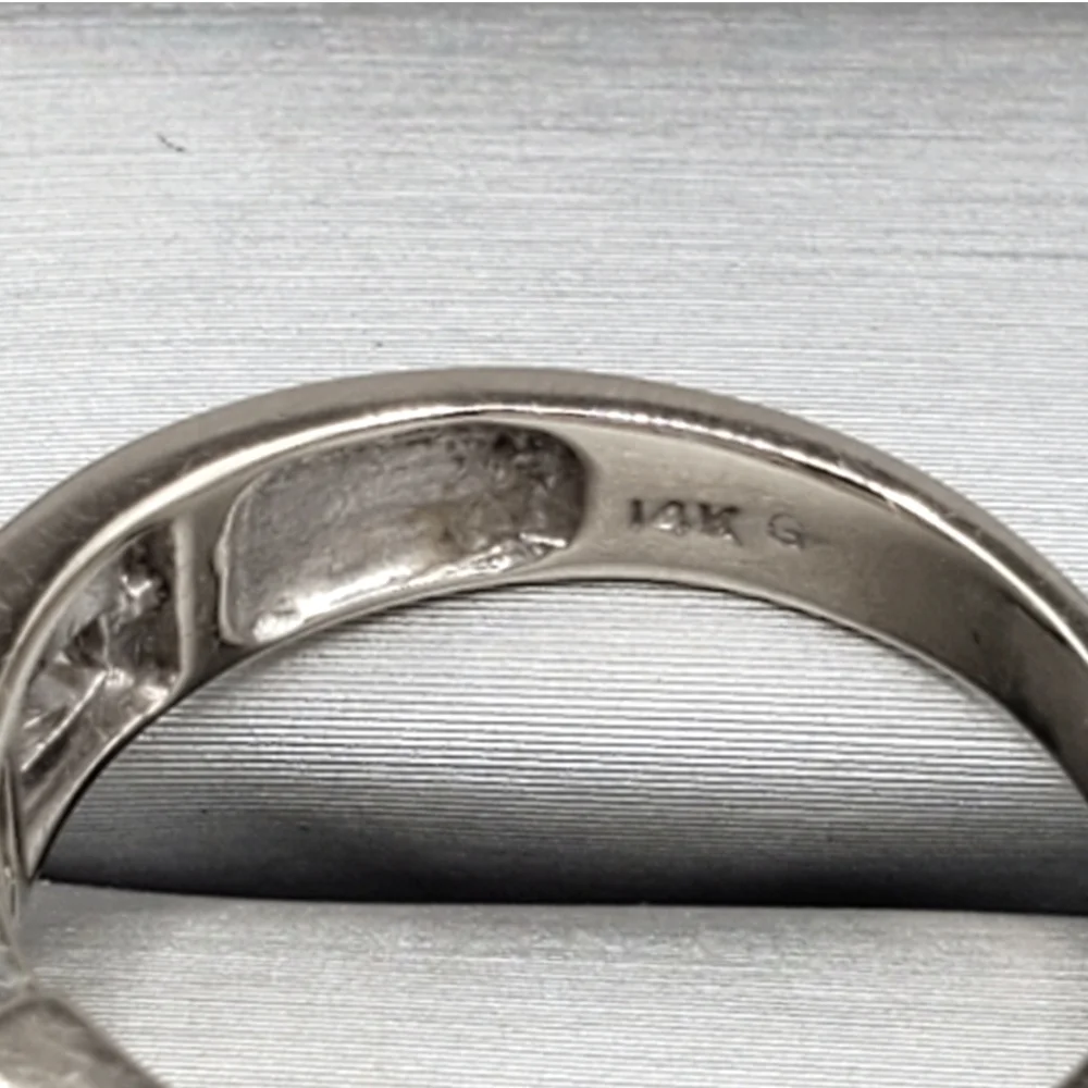 14k Solid White Gold Genuine Diamond Ring